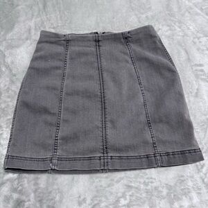 Free People Mini Skirt Faded Black Gray Denim Modern Femme Women’s Size 8